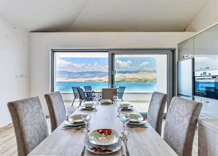 Apartman Crowonder Pag View With Amazing Scenery Pag Town